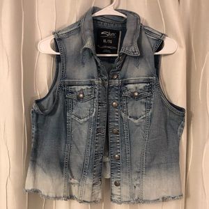Silver Jeans vest